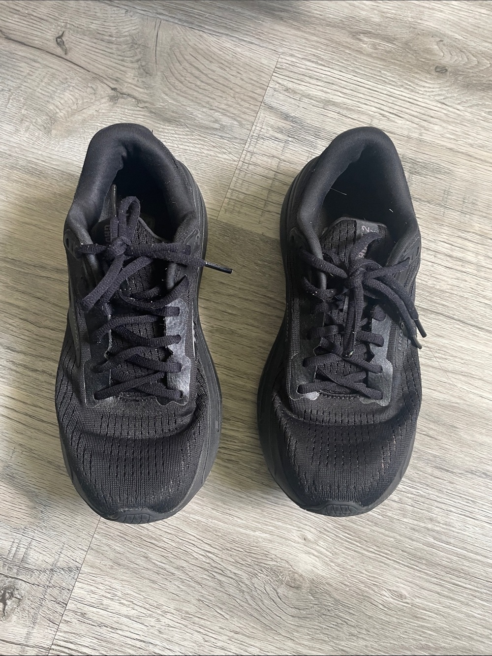 Brooks Women's All-Black Athletic Running Shoes